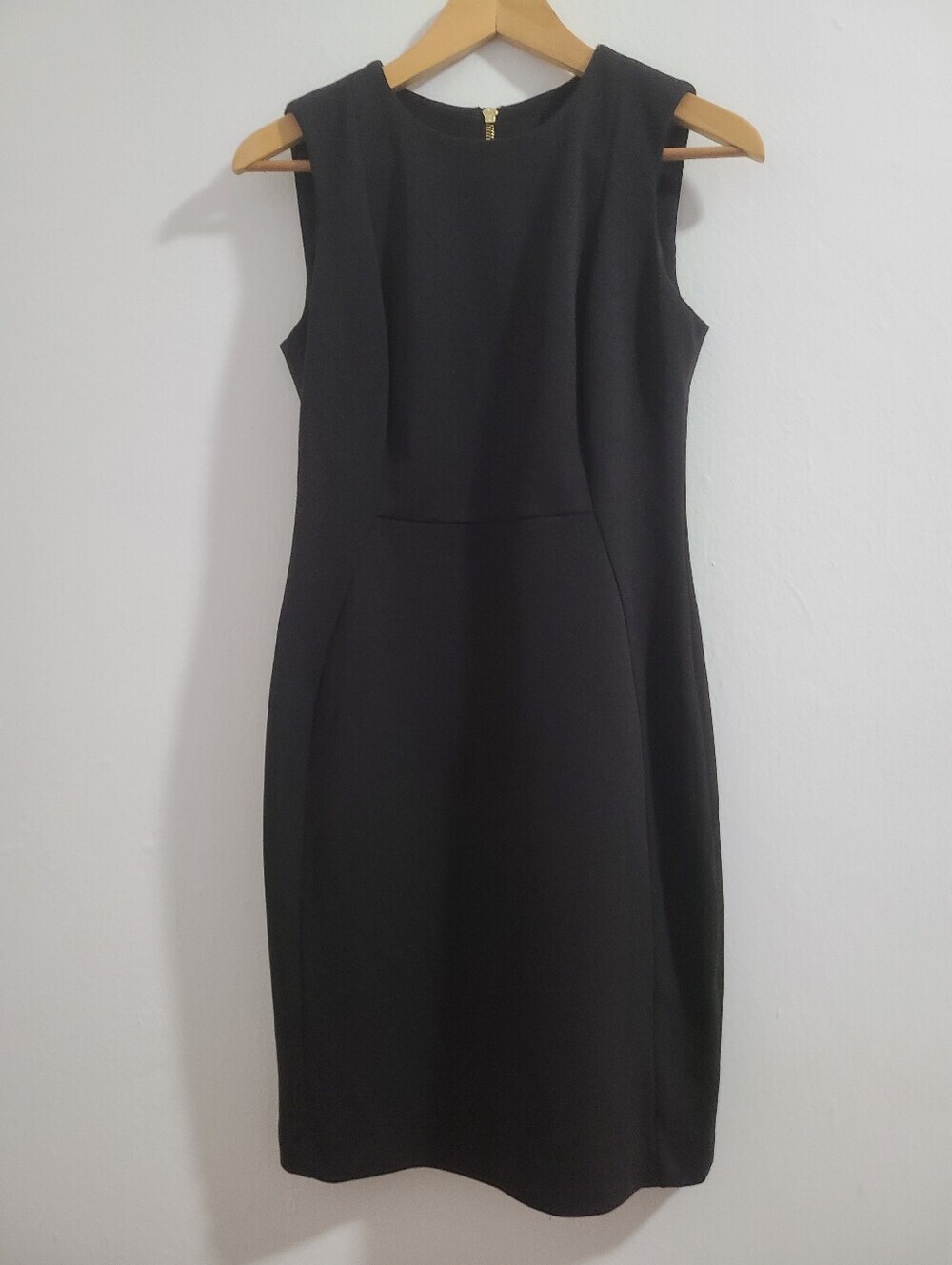 Calvin Klein Black Sleeveless Midi Sheath Dress